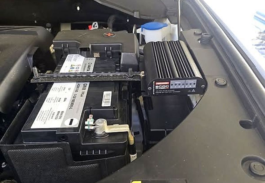 Dual battery system installed in a 4WD